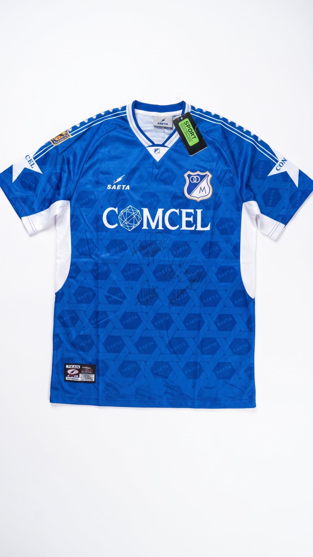 Camiseta Millonarios 2001 - Firmada por Willington Ortiz