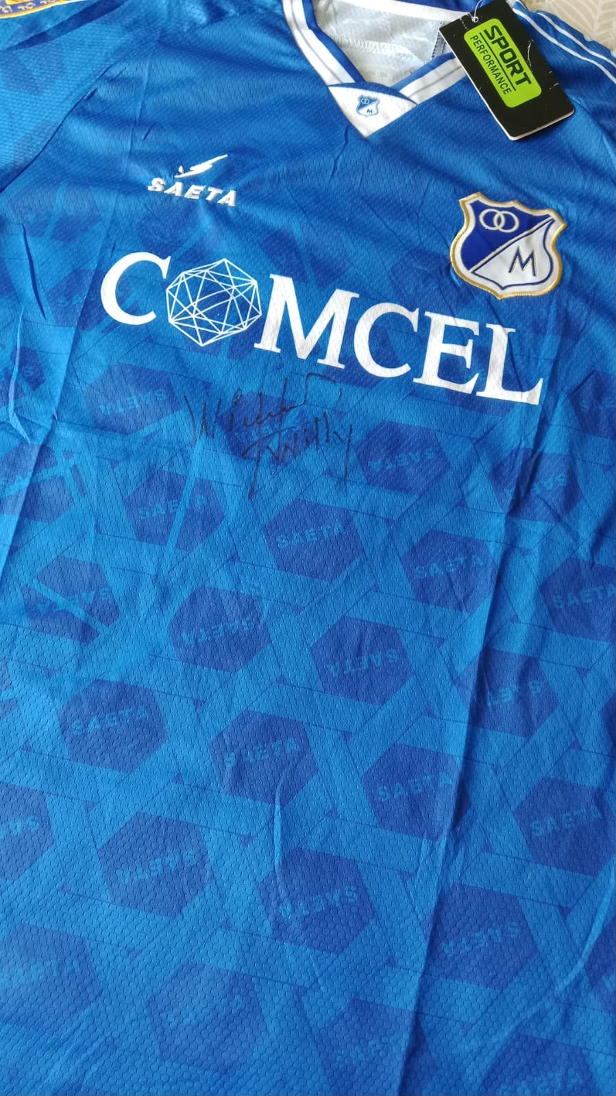 Camiseta Millonarios 2001 - Firmada por Willington Ortiz — foto 2