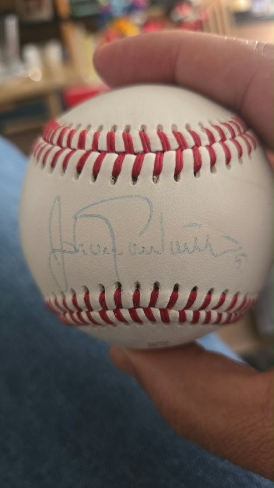 Pelota de beisbol firmada por Johan Santana — foto 2